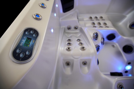 Гидромассажный СПА бассейн Joyee SPA London