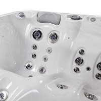 Гидромассажный спа-бассейн Wellis Manhattan Standard Гидромассажный спа-бассейн Wellis Manhattan Standard