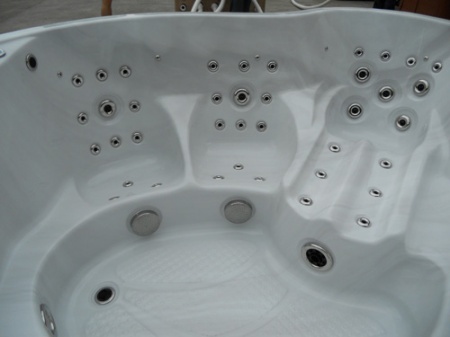 Гидромассажный бассейн Sunrans SR873 Гидромассажный бассейн Sunrans SR873